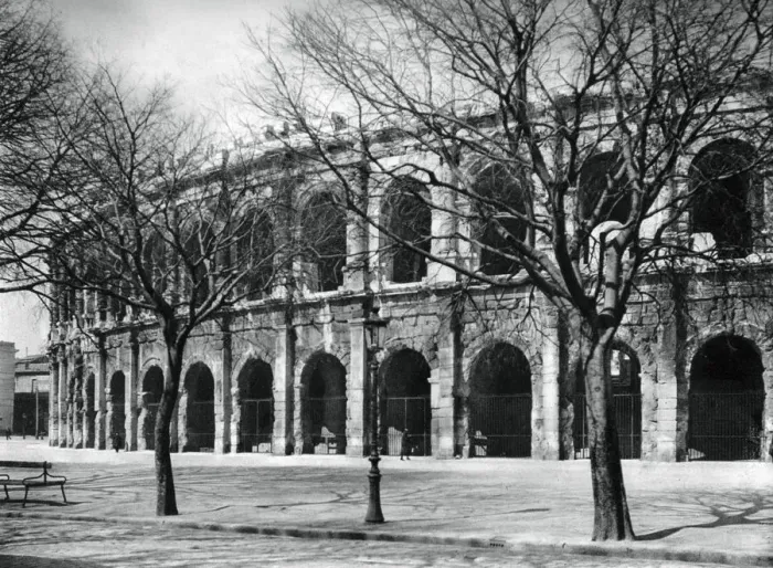 Framed Print : The Roman Arena, Nimes, Provence, France, 1937. Artist: Martin Hurlimann Framed Print : The Roman Arena, Nimes, Provence, France, 1937. Artist: Martin Hurlimann