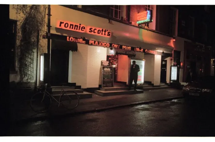 Framed Print : Ronnie Scott Club, 2003. Artist: Brian O Connor Framed Print : Ronnie Scott Club, 2003. Artist: Brian O Connor