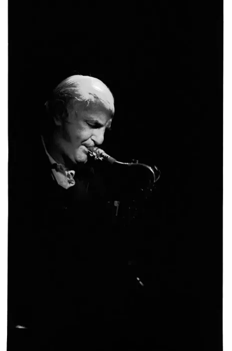 Framed Print : Ronnie Scott, Ronnie Scotts, 1984. Artist: Brian O Connor Framed Print : Ronnie Scott, Ronnie Scotts, 1984. Artist: Brian O Connor
