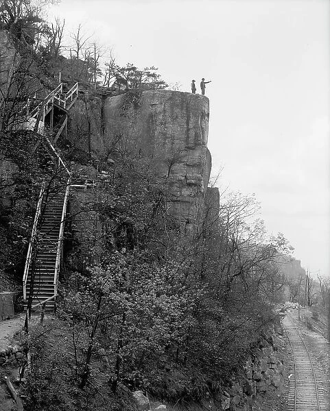 Ropers Rock, Point Lookout, Lookout Mountain, Tenn. ca 1906. Creator: Unknown
