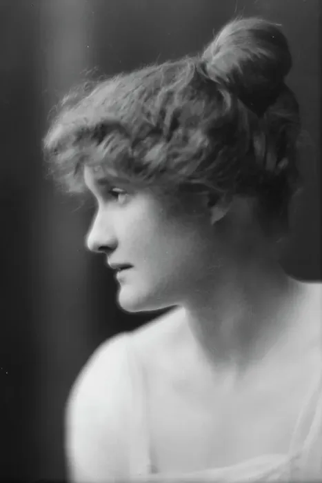 Framed Print : Rose, Miss, portrait photograph, 1915. Creator: Arnold Genthe Framed Print : Rose, Miss, portrait photograph, 1915. Creator: Arnold Genthe