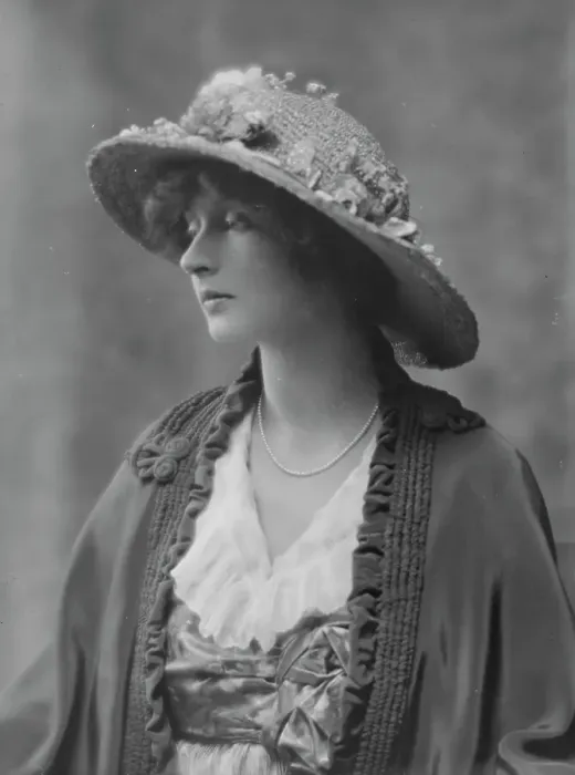 Framed Print : Rosen, Walter T. Mrs. portrait photograph, 1915. Creator: Arnold Genthe Framed Print : Rosen, Walter T. Mrs. portrait photograph, 1915. Creator: Arnold Genthe