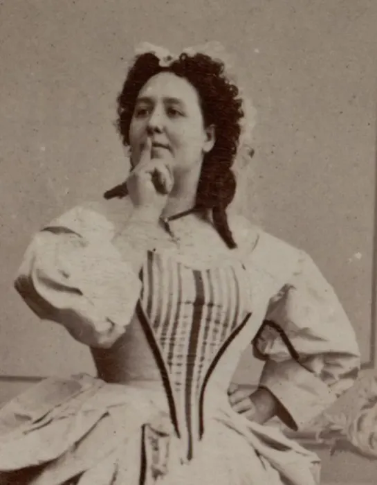 Framed Print : Rosina Penco (1823-1894) as Leonora in Opera Il trovatore by Giuseppe Verdi, Teatro Apollo, Rome, 19 Framed Print : Rosina Penco (1823-1894) as Leonora in Opera Il trovatore by Giuseppe Verdi, Teatro Apollo, Rome, 19