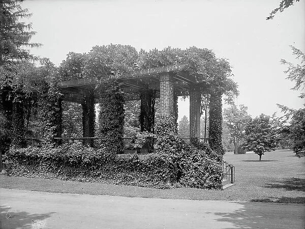 Rostrum in [Soldiers'] National Cemetery, Gettysburg, c1903. Creator: Unknown