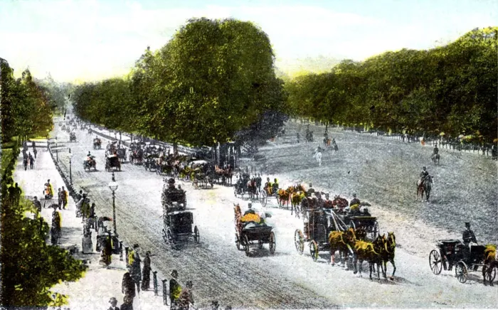 Framed Print : Rotten Row, Hyde Park, London, 20th Century Framed Print : Rotten Row, Hyde Park, London, 20th Century