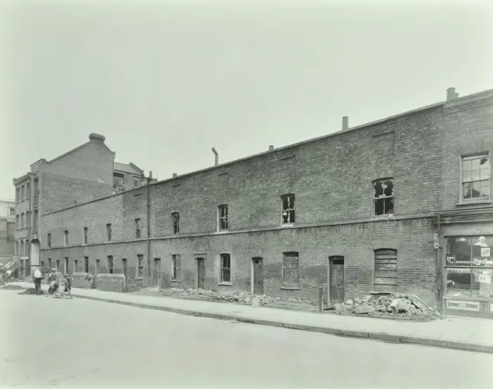 Framed Print : Row of derelict houses, Hackney, London, August 1937 Framed Print : Row of derelict houses, Hackney, London, August 1937