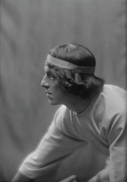 Rowe, Arthur, in costume, 1912 or 1913. Creator: Arnold Genthe