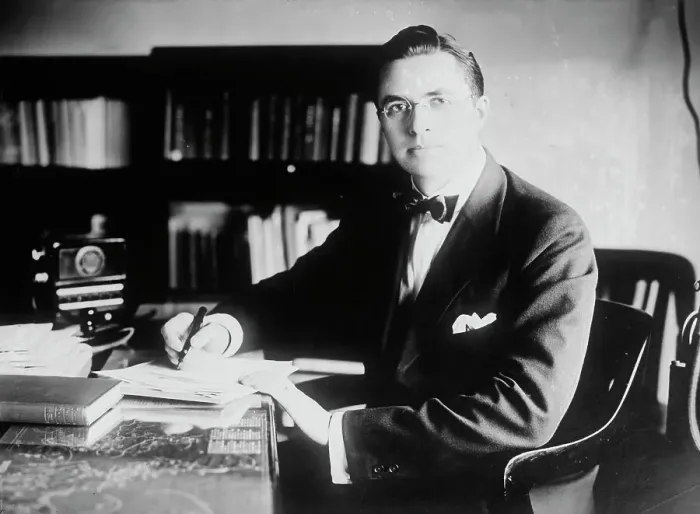 Framed Print : Roy S. MacElwee, between c1915 and c1920. Creator: Bain News Service Framed Print : Roy S. MacElwee, between c1915 and c1920. Creator: Bain News Service