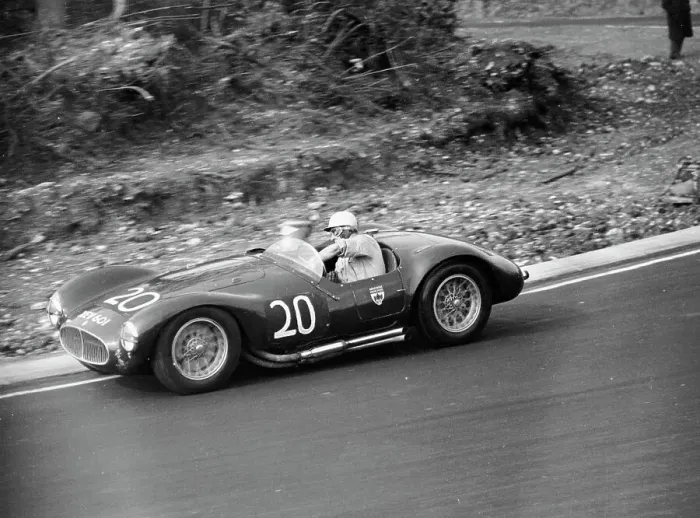Framed Print : Roy Salvadori driving a 1953 Maserati at Brands Hatch, Kent, 1954 Framed Print : Roy Salvadori driving a 1953 Maserati at Brands Hatch, Kent, 1954