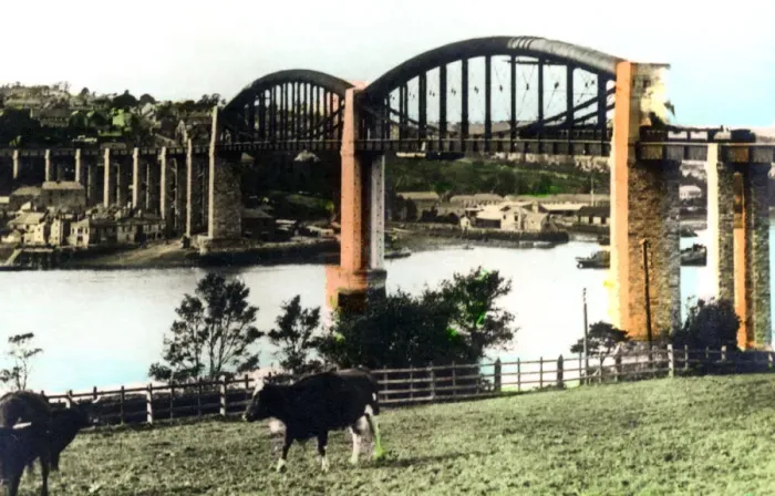 Framed Print : The Royal Albert Bridge, Saltash, Cornwall, 1926. Artist: Cavenders Ltd Framed Print : The Royal Albert Bridge, Saltash, Cornwall, 1926. Artist: Cavenders Ltd