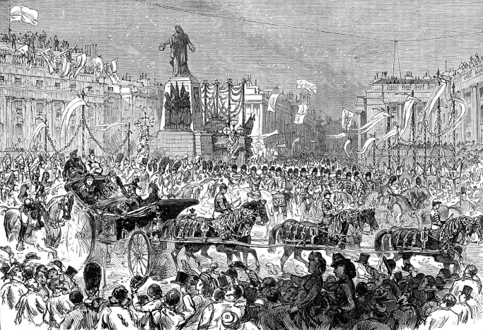 Framed Print : The Royal Entry into London: the procession passing the Guards Memorial, Waterloo-Place, 1874. Creator: Unknown Framed Print : The Royal Entry into London: the procession passing the Guards Memorial, Waterloo-Place, 1874. Creator: Unknown