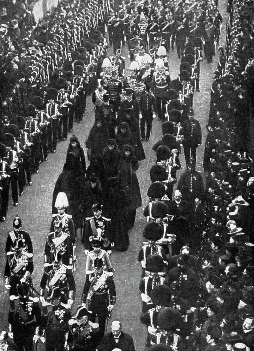 Framed Print : The royal mourners following the funeral procession from Osborne House to the Trinity Pier, 1901. Artist: Russell & Sons Framed Print : The royal mourners following the funeral procession from Osborne House to the Trinity Pier, 1901. Artist: Russell & Sons
