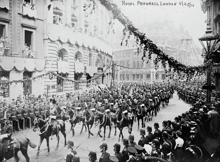 Framed Print : Royal Progress, London, 1911, 1911. Creator: Bain News Service Framed Print : Royal Progress, London, 1911, 1911. Creator: Bain News Service