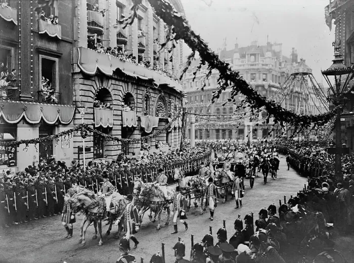 Framed Print : Royal Progress, London, 1911. Creator: Bain News Service Framed Print : Royal Progress, London, 1911. Creator: Bain News Service