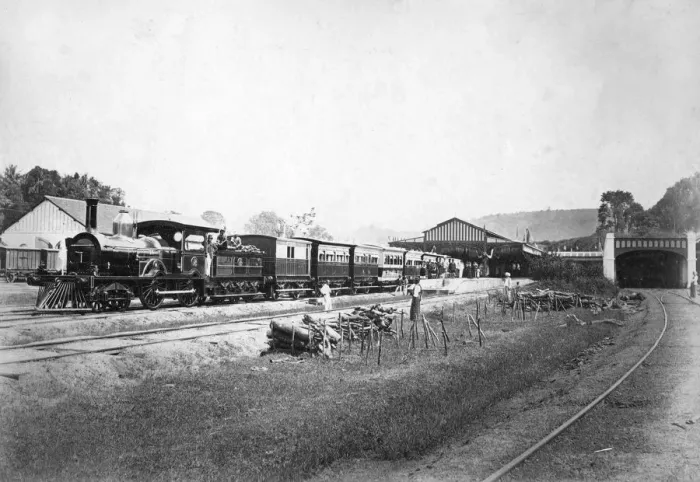 Framed Print : The Royal Train leaving Kandy station, Sri Lanka, c1910s Framed Print : The Royal Train leaving Kandy station, Sri Lanka, c1910s