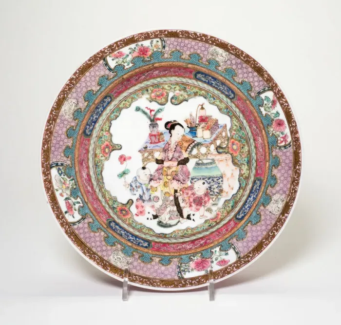 Framed Print : Ruby-Back Famille-Rose Dish, Qing dynasty (1644-1911), Yongzheng period (1723-1735) Framed Print : Ruby-Back Famille-Rose Dish, Qing dynasty (1644-1911), Yongzheng period (1723-1735)