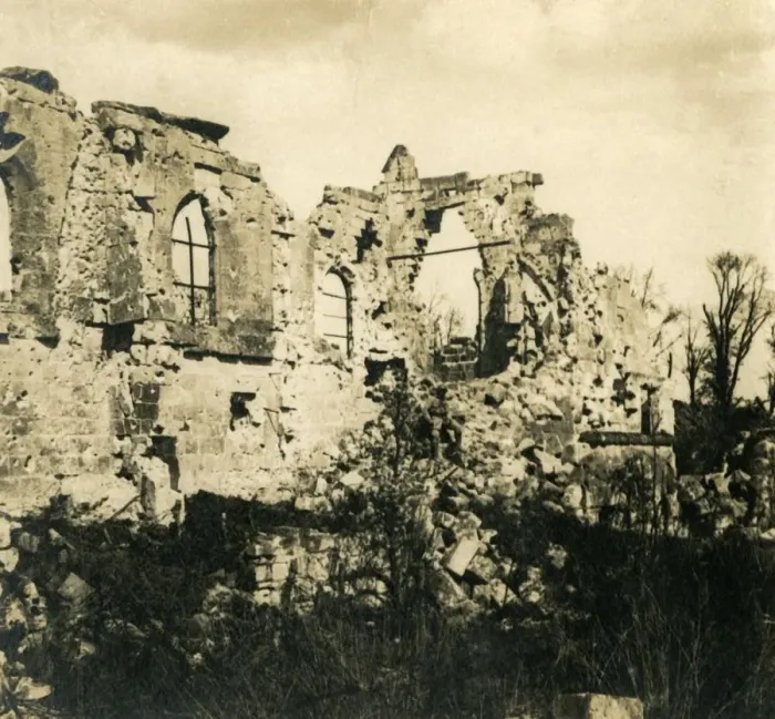 Framed Print : Ruined church at Dreslincourt, northern France, c1914-c1918 Framed Print : Ruined church at Dreslincourt, northern France, c1914-c1918