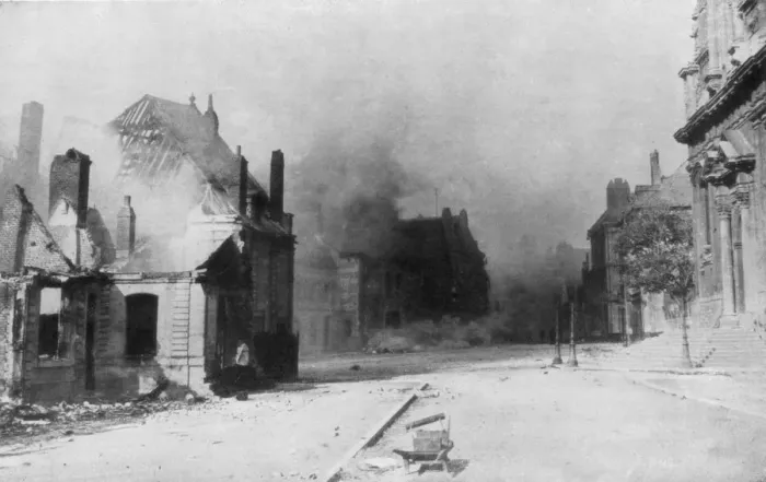 Framed Print : The ruins of Cambrai, France, First World War, 1918 Framed Print : The ruins of Cambrai, France, First World War, 1918