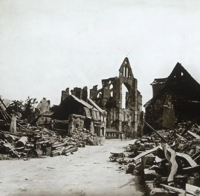 Framed Print : Ruins, Craonne, northern France, c1914-c1918 Framed Print : Ruins, Craonne, northern France, c1914-c1918