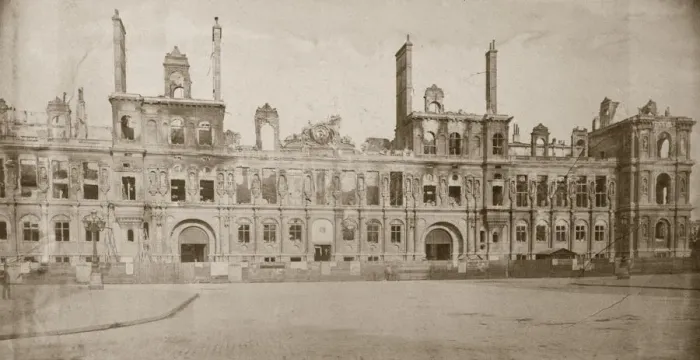Framed Print : Ruins of the Hotel de Ville, Paris, May 1871 Framed Print : Ruins of the Hotel de Ville, Paris, May 1871