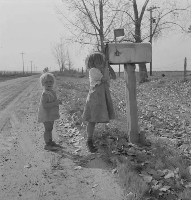 Framed Print : Rural children at R. F. D. box, near Fruitland, Idaho, 1939. Creator: Dorothea Lange Framed Print : Rural children at R. F. D. box, near Fruitland, Idaho, 1939. Creator: Dorothea Lange