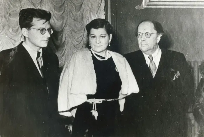 Framed Print : Russian composer Dmitri Shostakovich, singer Maria Maksakova and writer Aleksey Tolstoy, 1943 Framed Print : Russian composer Dmitri Shostakovich, singer Maria Maksakova and writer Aleksey Tolstoy, 1943