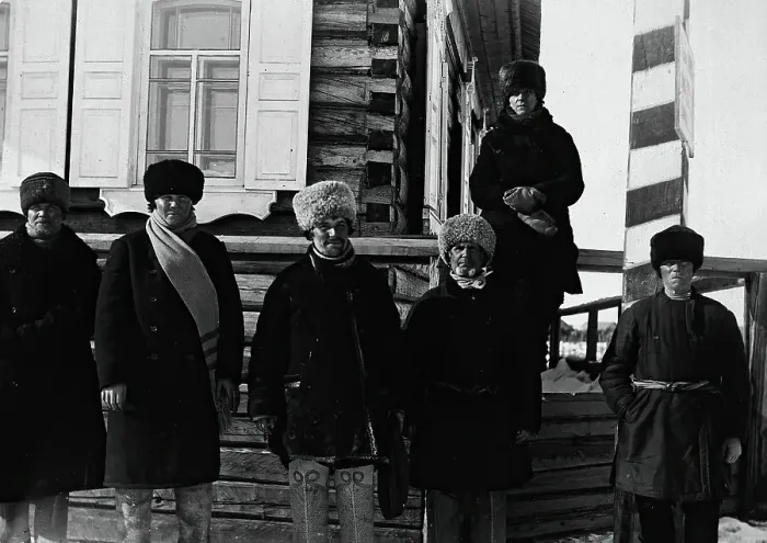 Framed Print : Russian immigrants, 1890. Creator: Unknown Framed Print : Russian immigrants, 1890. Creator: Unknown