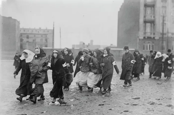 Framed Print : Russian nurses going to funeral, between 1914 and c1915. Creator: Bain News Service Framed Print : Russian nurses going to funeral, between 1914 and c1915. Creator: Bain News Service
