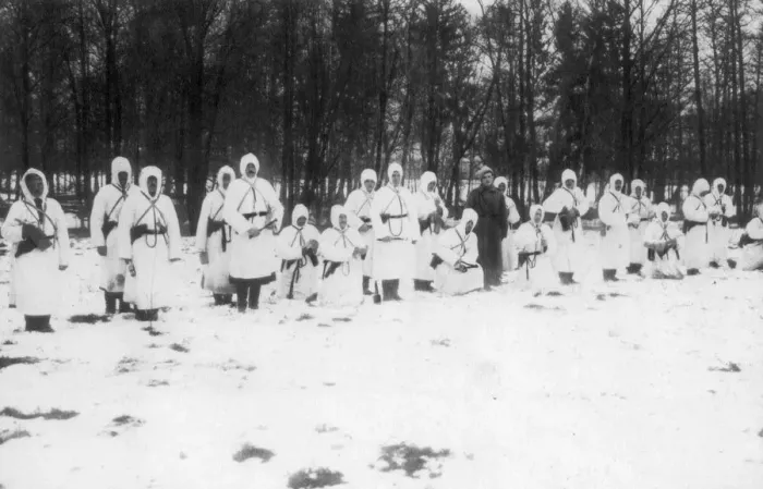 Framed Print : Russian soldiers in winter uniform, Galician front, Poland, World War I, December 1914. Artist: Stuff Framed Print : Russian soldiers in winter uniform, Galician front, Poland, World War I, December 1914. Artist: Stuff