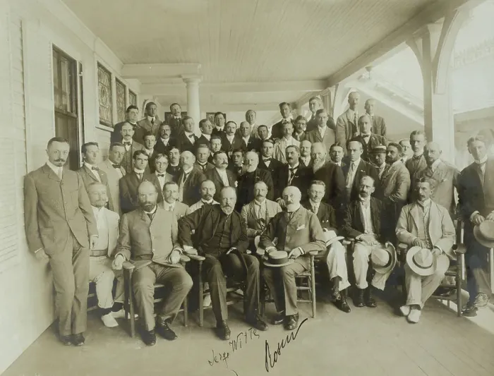 Framed Print : Russians & newspaper men - Sergei Witte, Baron Rosen with their suite and newspaper men, 1905. Creator: Perry Enoch Conner. Russians & newspaper men - Sergei Witte, Baron Rosen with their suite and newspaper men, 1905 Framed Print : Russians & newspaper men - Sergei Witte, Baron Rosen with their suite and newspaper men, 1905. Creator: Perry Enoch Conner. Russians & newspaper men - Sergei Witte, Baron Rosen with their suite and newspaper men, 1905