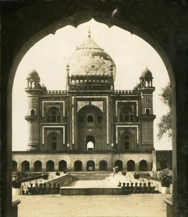 Framed Print : Safdarjungs Tomb, Delhi, India, c1909. Creator: George Rose Framed Print : Safdarjungs Tomb, Delhi, India, c1909. Creator: George Rose