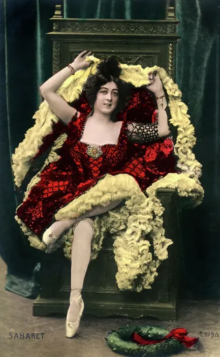 Framed Print : Saharet (1879-1942), Australian music hall artist, early 20th century Framed Print : Saharet (1879-1942), Australian music hall artist, early 20th century
