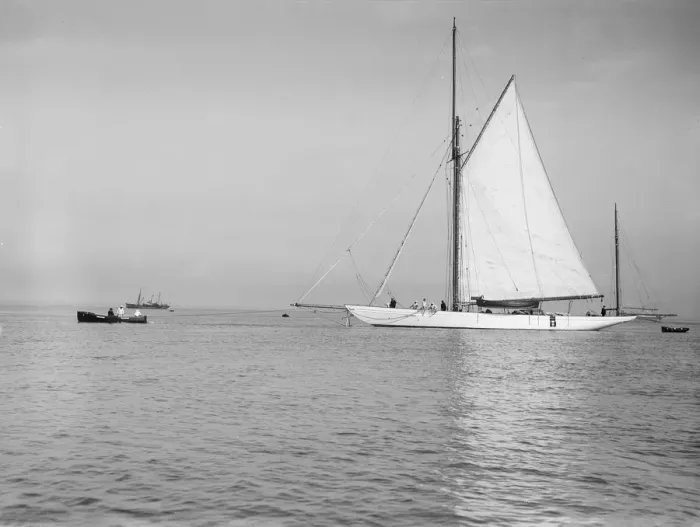 Framed Print : Sailing yacht Bona being towed, 1912. Creator: Kirk & Sons of Cowes Framed Print : Sailing yacht Bona being towed, 1912. Creator: Kirk & Sons of Cowes