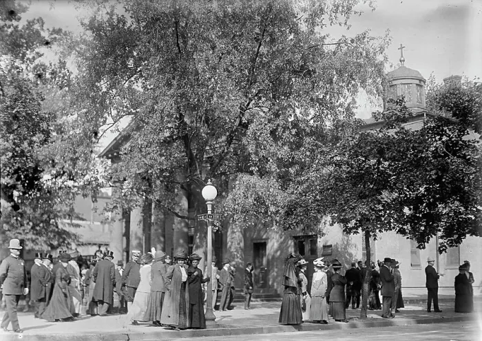 Framed Print : Saint John's P.E. Church - Admiral Schley, Funeral, 1911. Creator: Harris & Ewing. Saint John's P.E. Church - Admiral Schley, Funeral, 1911. Creator: Harris & Ewing Framed Print : Saint John's P.E. Church - Admiral Schley, Funeral, 1911. Creator: Harris & Ewing. Saint John's P.E. Church - Admiral Schley, Funeral, 1911. Creator: Harris & Ewing