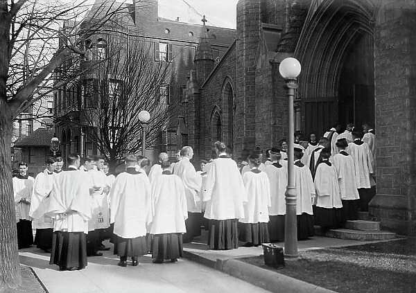 Saint Thomas P.E. Church - Consecration Services, Dec 1912. Creator: Harris & Ewing. Saint Thomas P.E. Church - Consecration Services, Dec 1912. Creator: Harris & Ewing