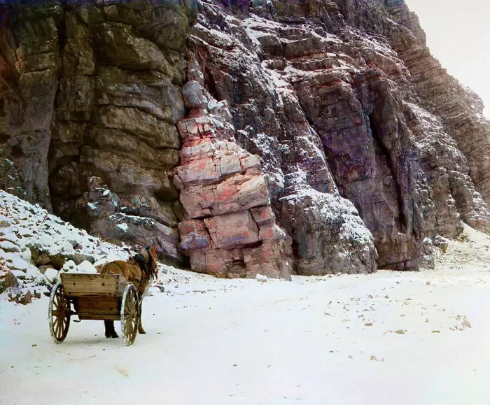 Framed Print : At the Saliuktin mines, on the outskirts of Samarkand, between 1905 and 1915. Creator: Sergey Mikhaylovich Prokudin-Gorsky Framed Print : At the Saliuktin mines, on the outskirts of Samarkand, between 1905 and 1915. Creator: Sergey Mikhaylovich Prokudin-Gorsky
