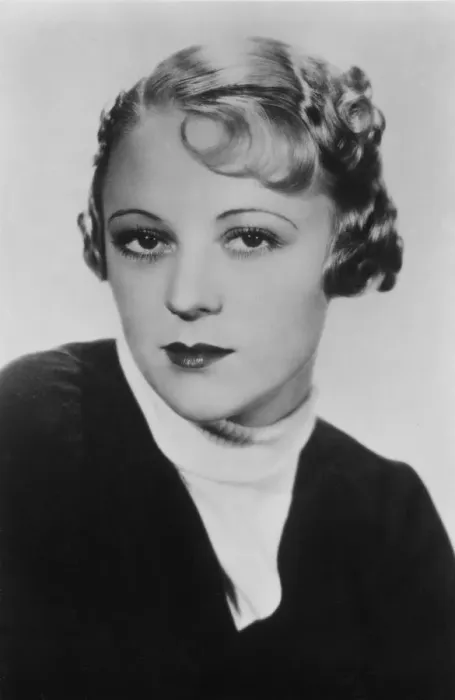 Framed Print : Sally Eilers (1908-1978), American actress, 20th century Framed Print : Sally Eilers (1908-1978), American actress, 20th century