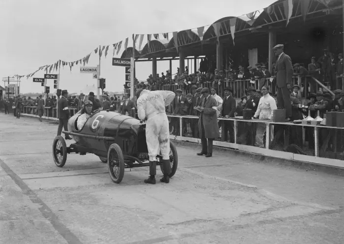 Framed Print : Salmson of M Devaux at the JCC 200 Mile Race, Brooklands, Surrey, 1921. Artist: Bill Brunell Framed Print : Salmson of M Devaux at the JCC 200 Mile Race, Brooklands, Surrey, 1921. Artist: Bill Brunell