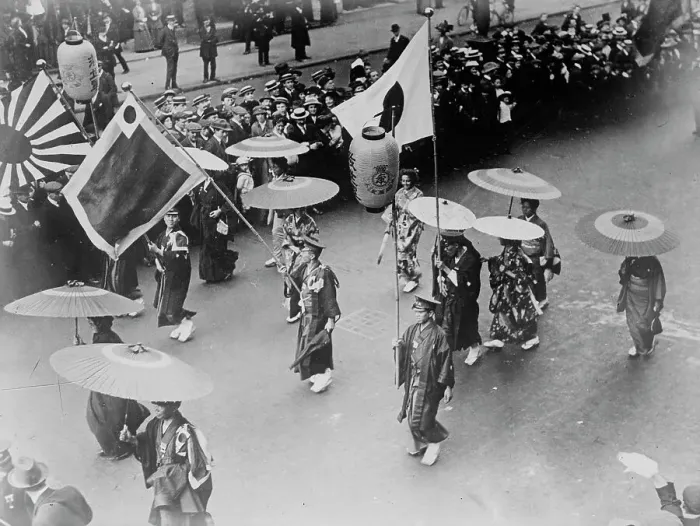 Framed Print : Salvation Army, London - Japs [i.e. Japanese] in parade, 1914. Creator: Bain News Service