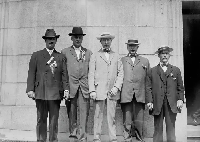 Framed Print : Sam B. Boyd (Knoxville), H.C. Bunker (Cin'ti), Geo. Olvanny (Dep. Com'y... between c1910-c1915. Creator: Bain News Service) Framed Print : Sam B. Boyd (Knoxville), H.C. Bunker (Cin'ti), Geo. Olvanny (Dep. Com'y... between c1910-c1915. Creator: Bain News Service)
