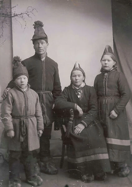 Samen Anders Mårtensson Ringdal with family, 1897. Creator: Unknown