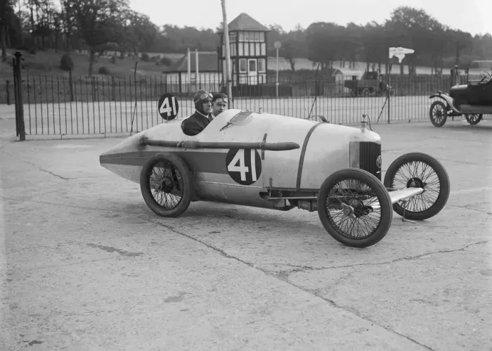 Framed Print : Sammy Davis in his AC at the JCC 200 Mile Race, Brooklands, Surrey, 1921. Artist: Bill Brunell Framed Print : Sammy Davis in his AC at the JCC 200 Mile Race, Brooklands, Surrey, 1921. Artist: Bill Brunell