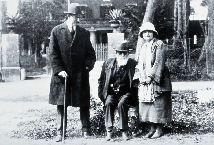 Framed Print : Samuel Taylor Darling, Giovanni Battista Grassi and his (Grassi's?) sister, c1920s Framed Print : Samuel Taylor Darling, Giovanni Battista Grassi and his (Grassi's?) sister, c1920s