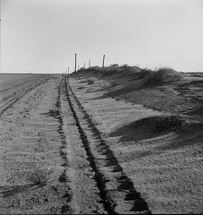 Framed Print : Sand drift along fence, Dust Bowl, north of Dalhart, Texas, 1938. Creator: Dorothea Lange Framed Print : Sand drift along fence, Dust Bowl, north of Dalhart, Texas, 1938. Creator: Dorothea Lange