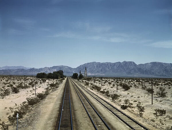Santa Fe R. R. line leaving Cadiz, Calif. 1943. Creator: Jack Delano
