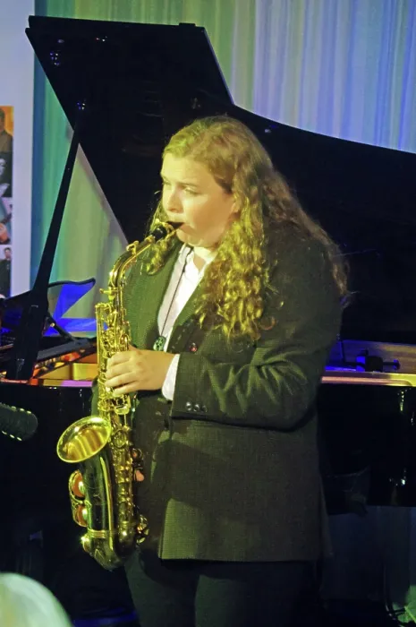 Framed Print : Sara Hanahan, Joe Farnsworth-Sara Hanahan Quartet, Watermill Jazz Club, Dorking, Surrey, July 2024 Creator: Brian O'Connor. Sara Hanahan, Joe Farnsworth-Sara Hanahan Quartet, Watermill Jazz Club, Dorking, Surrey Framed Print : Sara Hanahan, Joe Farnsworth-Sara Hanahan Quartet, Watermill Jazz Club, Dorking, Surrey, July 2024 Creator: Brian O'Connor. Sara Hanahan, Joe Farnsworth-Sara Hanahan Quartet, Watermill Jazz Club, Dorking, Surrey