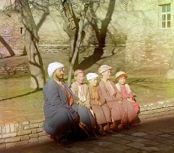 Sart schoolchildren, Samarkand, between 1905 and 1915. Creator: Sergey Mikhaylovich Prokudin-Gorsky