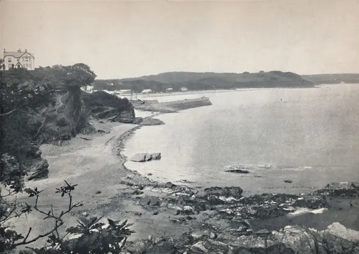 Framed Print : Saundersfoot - General View of the Bay, 1895 Framed Print : Saundersfoot - General View of the Bay, 1895