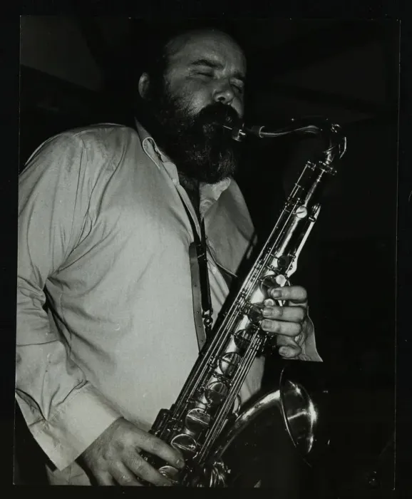 Framed Print : Saxophonist Don Weller playing at The Bell, Codicote, Hertfordshire, 28 October 1980 Framed Print : Saxophonist Don Weller playing at The Bell, Codicote, Hertfordshire, 28 October 1980