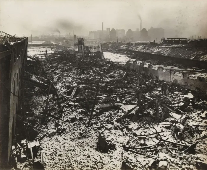Framed Print : Scene at Silvertown following an explosion in a munitions factory, London, World War I, 1917 Framed Print : Scene at Silvertown following an explosion in a munitions factory, London, World War I, 1917